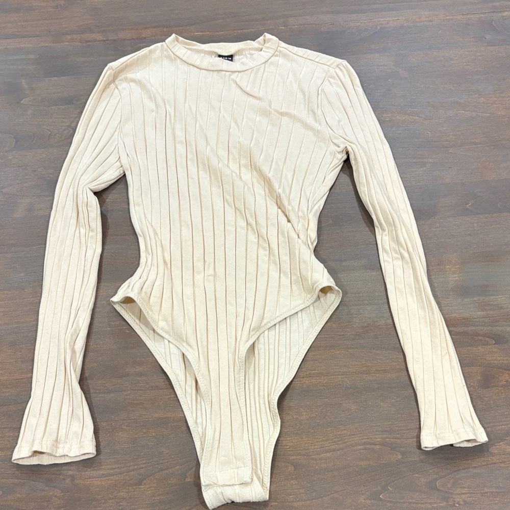 SHEIN Cream Ribbed Bodysuit